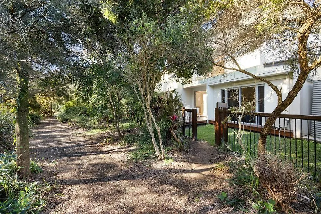 Surfside Villa - 50M To Beach Access, Heated Pool ماركولا 0*,  أستراليا